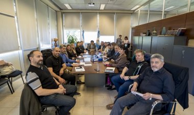 Gobierno de San Juan y gremios docentes concretaron una nueva negociación paritaria