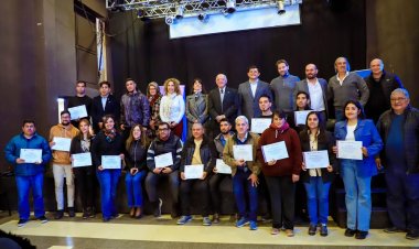 Jáchal entregó certificados de oficios a más de 35 egresados en alianza con la UNSJ