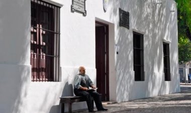 Cierran la Casa de Sarmiento para atacar un foco de termitas