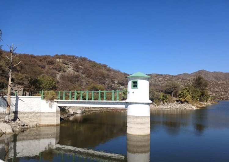 Hidráulica trabaja en la restitución del agua de riego en Valle Fértil