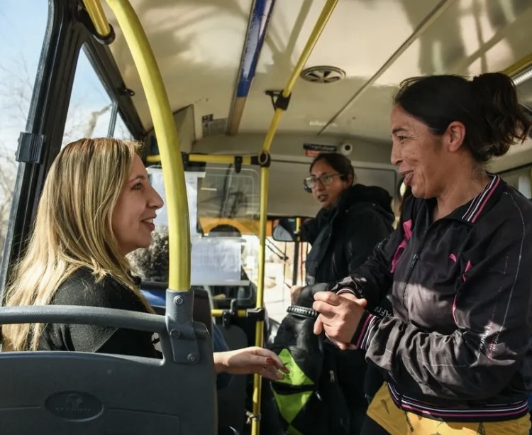 La ministra Palma acompañó el primer recorrido de la nueva línea 248-E en Pocito