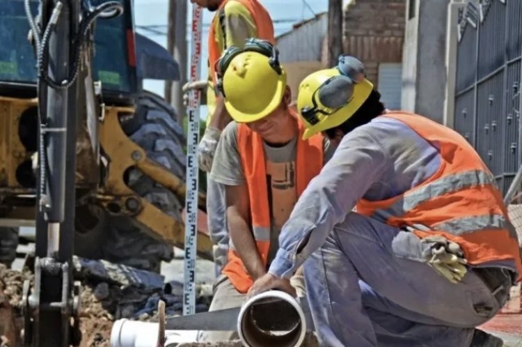 Obras Sanitarias realizará la reparación de la red distribuidora de agua potable en Capital