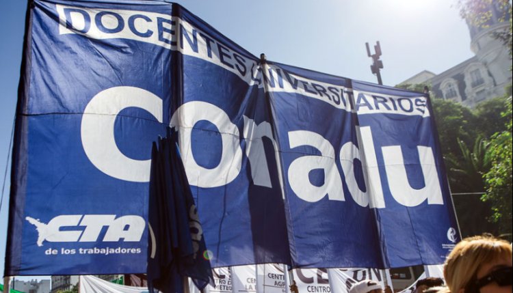 CONADU inicia un plan de lucha con protestas de 48 horas semanales hasta septiembre