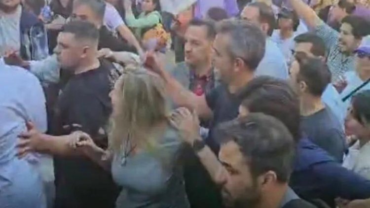 Otra jornada de incidentes: evacuaron la caravana de Karina Milei en Corrientes