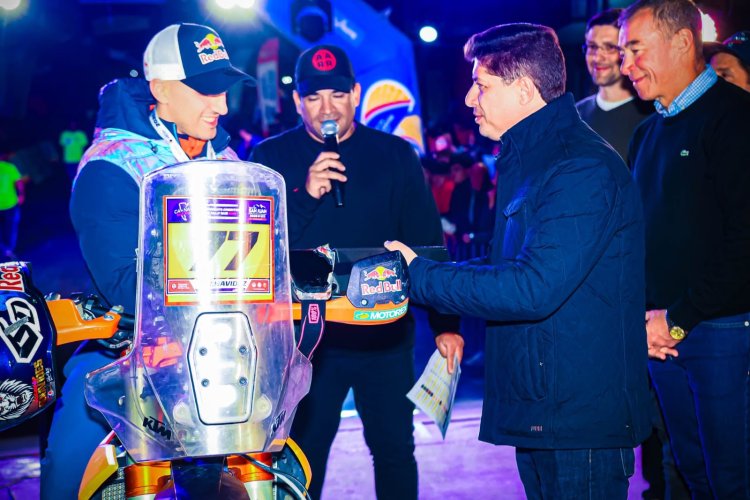 Santa Lucía vibró con la largada simbólica del Rally Raid Argentina