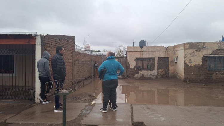 Pocito brinda asistencia a familias afectadas por las lluvias