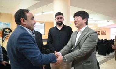 Empresarios coreanos y argentinos presentaron en Iglesia proyectos de energías renovables y tecnologías sustentables