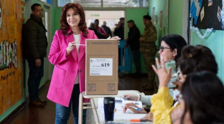 Revocaron habilitación de Cristina Kirchner y no podrá votar por su condena