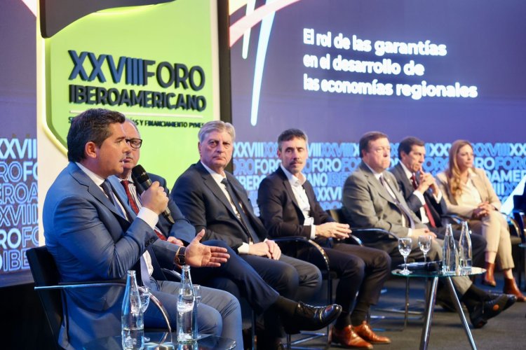 Orrego participó del  XXVIII Foro Iberoamericano de Garantías y Financiamiento