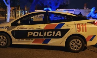 El menor acusado de balear al policía fue entregado por su madre