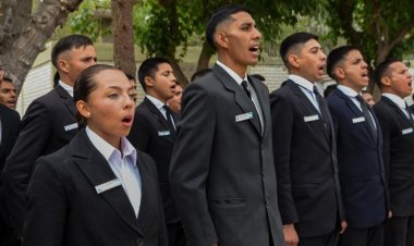 La Escuela de Suboficiales y Agentes celebró 82 años de historia y formación policial