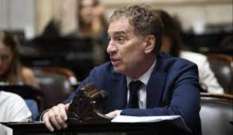 Diego Santilli: "Me toca asumir la responsabilidad"