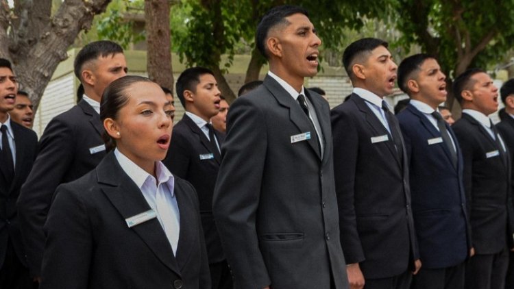 La Escuela de Suboficiales y Agentes celebró 82 años de historia y formación policial