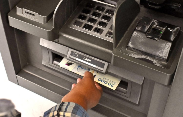 Los empleados públicos tendrán acreditados sus haberes con un incremento del 2,1%