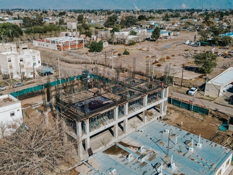 La construcción del nuevo Instituto Odontológico supera el 30 % de avance