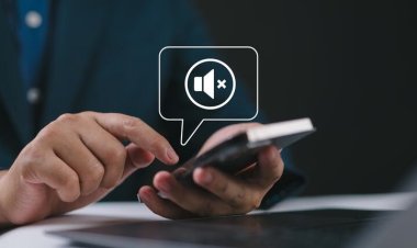 Qué significa tener el celular siempre en silencio, según la psicología