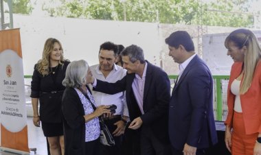 Más de 360 angaqueros recibieron sus pares de lentes nuevos