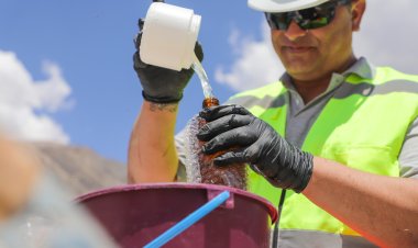 Con 3 laboratorios y junto al procurador ambiental, el municipio de Jáchal sale a realizar muestreos de agua