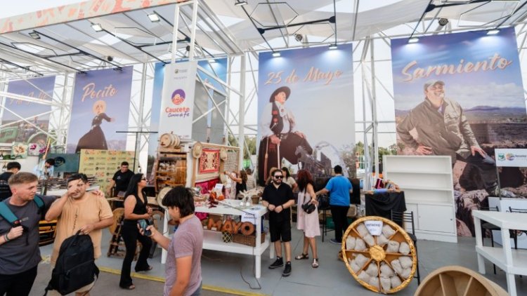 El Paseo Federal brilló con una noche llena de arte, cultura y diversión