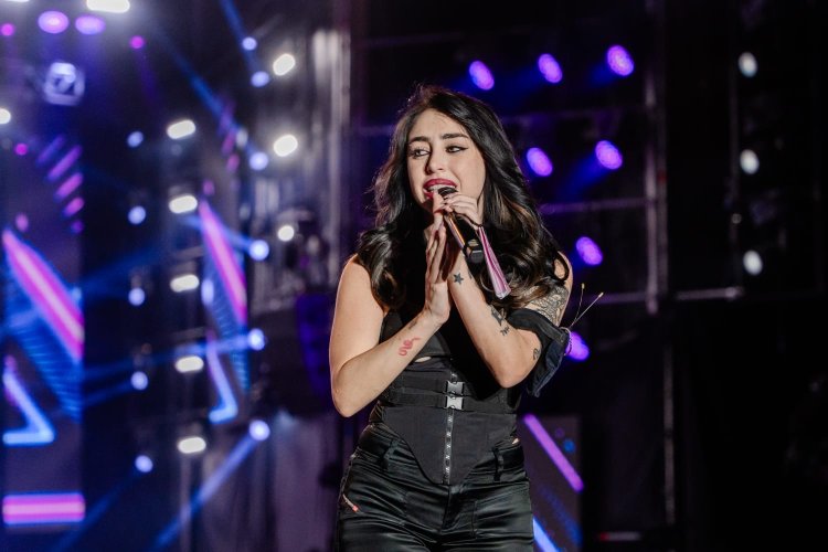 La FNS 2025 volvió a sorprender con una noche atravesada por distintos géneros