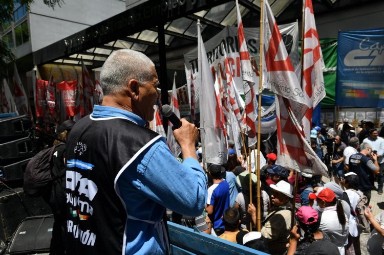 El Gobierno modificará el Salario Mínimo Vital y Móvil por decreto