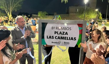De baldío a espacio verde: Rivadavia inauguró la Plaza Las Camelias en el barrio Rumbos