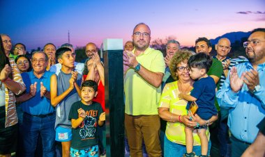 Miodowsky inauguró la transformada Plaza Portal de Rivadavia