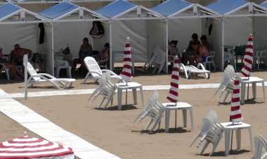 Escándalo: pagó 3 millones por la carpa en Mar del Plata y también le cobraron la sombrilla