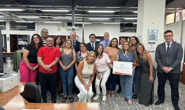 Reconocimiento a los integrantes de Ejecuciones Fiscales por la mención ORO del premio Provincial a la Calidad