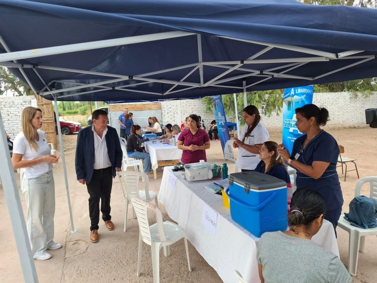 El  Intendente Juan Carlos Abarca, vistó el operativo "Tu Salud Primero"