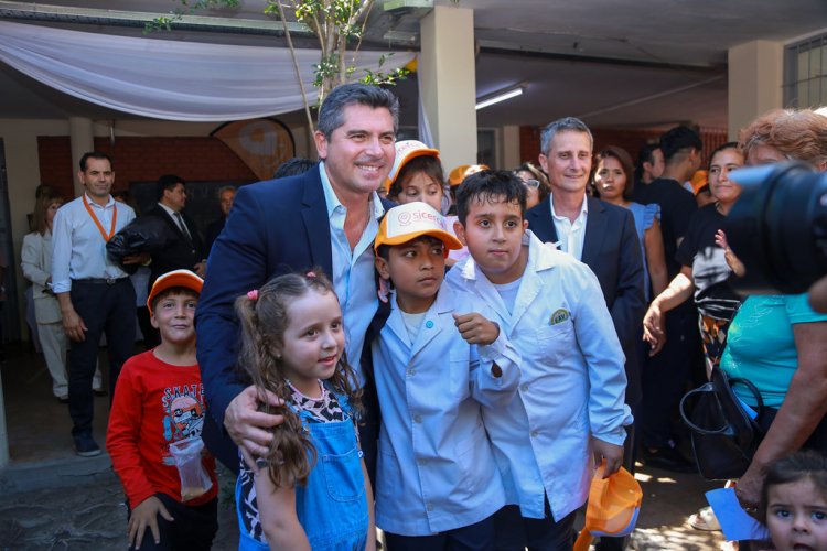 San Juan Cerca cerró su recorrido anual en Santa Lucía y Orrego visitó el operativo