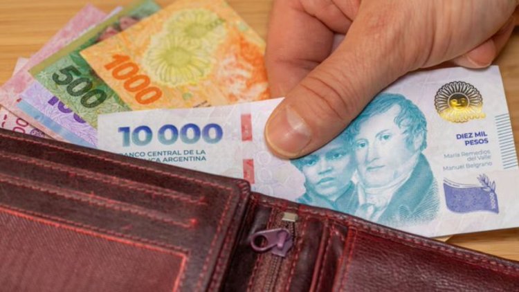 El 53% de la clase media tuvo que gastar ahorros o endeudarse para llegar a fin de mes