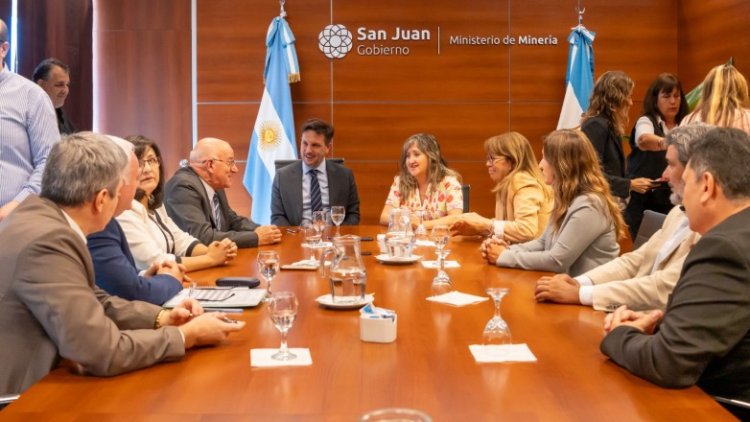 Suman nuevas carreras técnicas universitarias en departamentos mineros