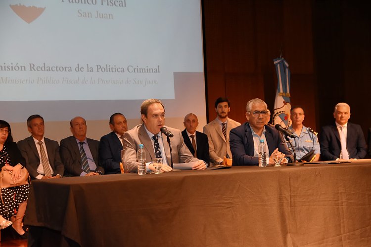 Se presentó oficialmente la Comisión encargada de redactar la Política Criminal provincial