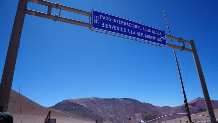 Agua Negra registró más de 9000 personas y 2700 vehículos en el primer tramo de la temporada 2025-2026