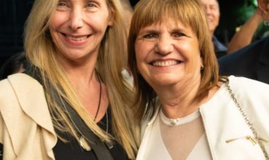 Karina Milei asistió al teatro para ver la obra en la que actúa la pareja de Patricia Bullrich