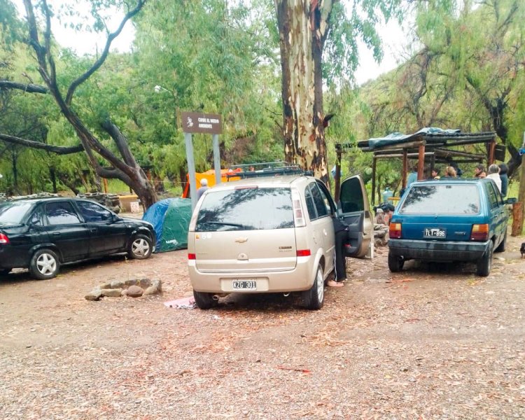 Jachal asistió a ocho familias varadas por las tormentas en la Huerta de Huachi