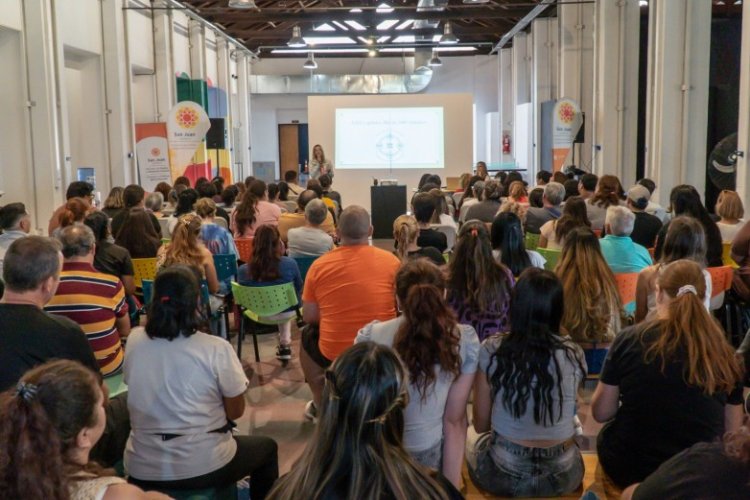 Más de 150 interesados se sumaron al primer curso de manipulación de alimentos del 2026