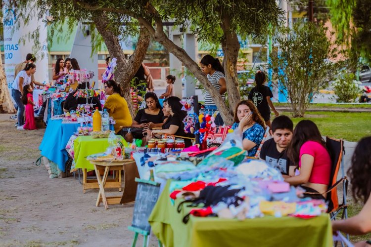 La Plaza René Favaloro fue el escenario de la primera edición del Emprende Fest en Jachal