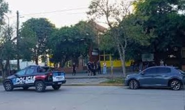 Santa Fe: un alumno fue armado al colegio y mató a un compañero