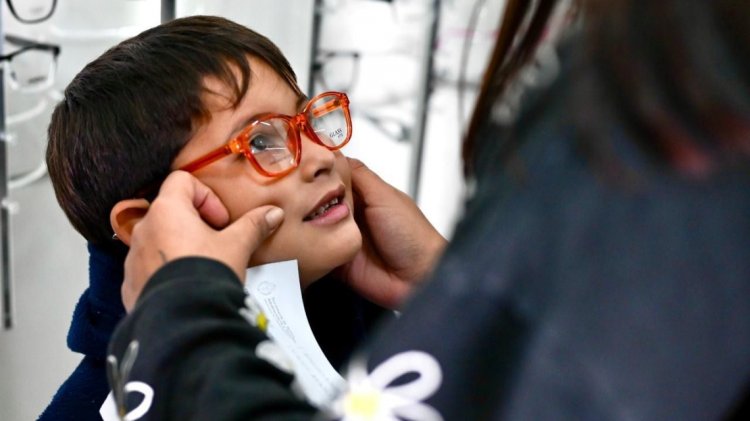 Capital: operativo gratuito de salud visual para niños y adolescentes