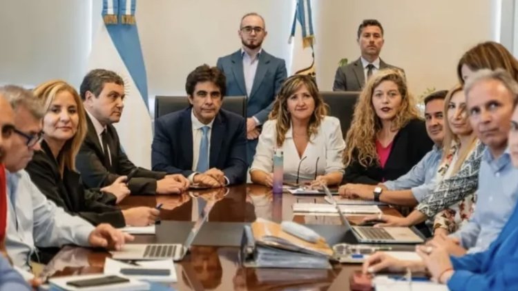 Gobierno y gremios retoman la paritaria docente en San Juan