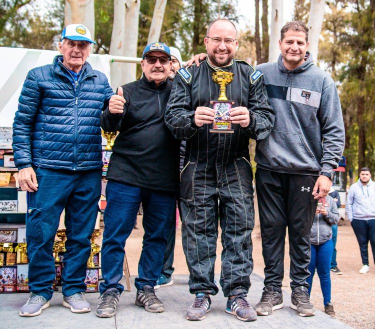 El Automovilismo de Travesía brilló en Rivadavia: Gran convocatoria y podio para el Intendente