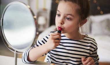 La Anmat prohibió la venta de una serie de maquillajes infantiles y productos de limpieza