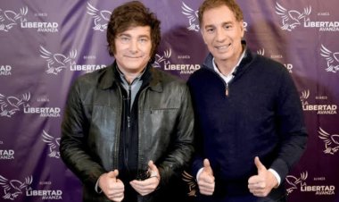 El Gobierno relanza su gestión: debuta el nuevo vocero y jura Diego Santilli en el Salón Blanco
