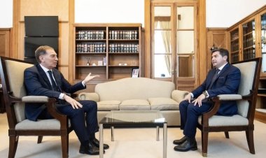 Orrego compartió un encuentro con Diego Santilli en Casa Rosada