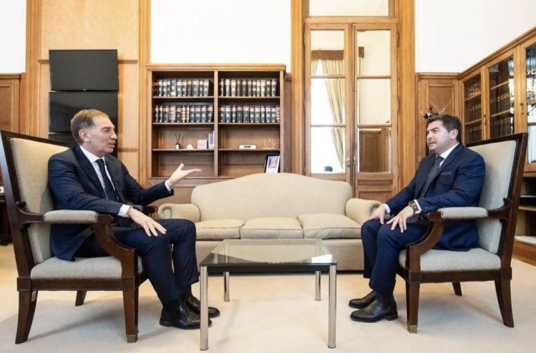 Orrego compartió un encuentro con Diego Santilli en Casa Rosada