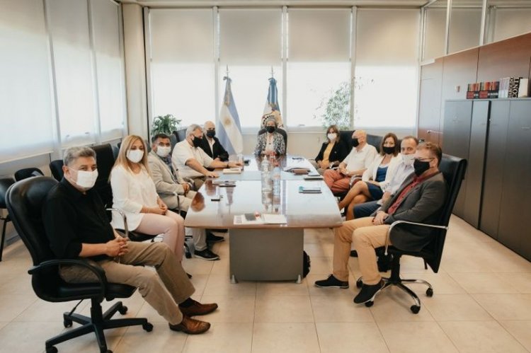 Acuerdo Salarial: el gobierno adelantó las paritarias