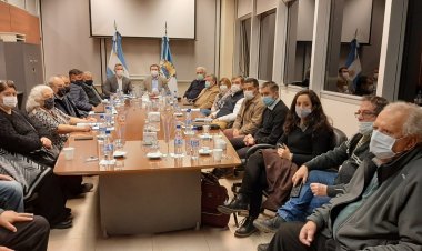 Reunión con gremios no docentes,  se realiza en paralelo con la docente.