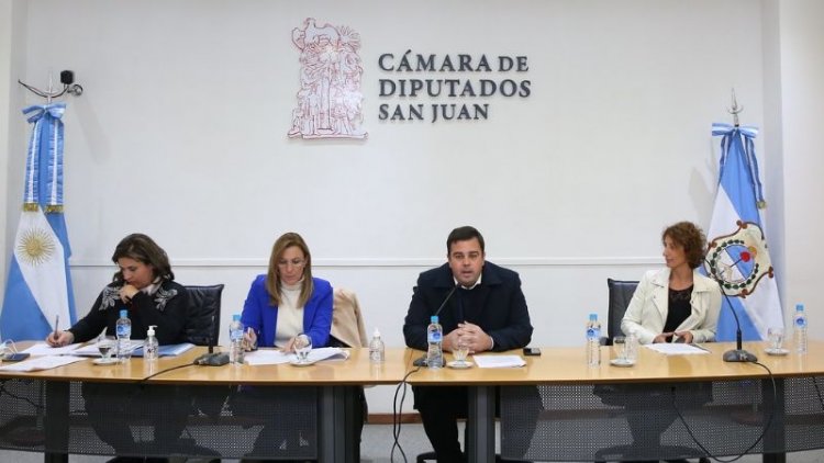 Diputados recibieron a la cúpula del Foro de Abogados para analizar una ley
